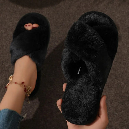 Fluffiga tofflor med mjuk sula och halkskydd Svart
